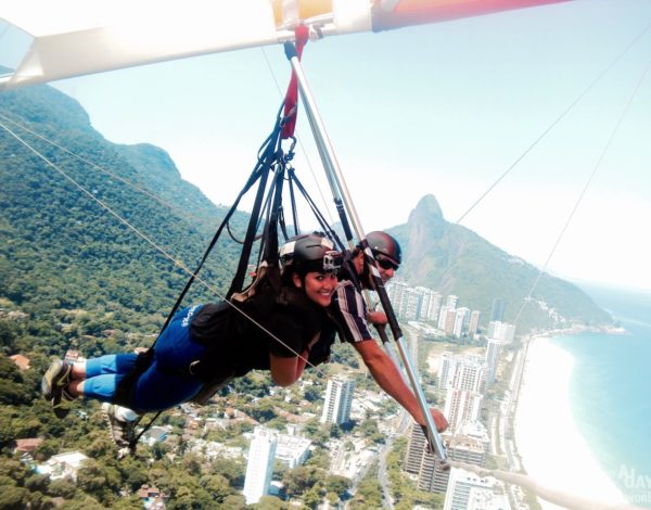 Deltaplane au dessus de Rio de Janeiro – Brésil